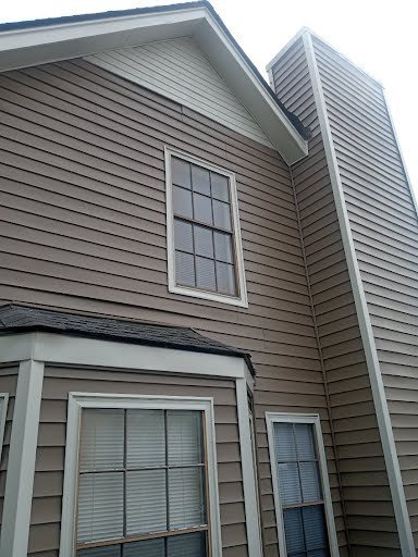 Two-Storey Siding and Trim